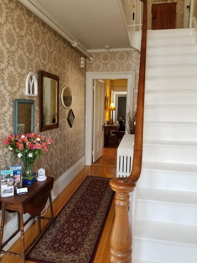 Benjamin F. Packard House Bed And Breakfast บาธ ภายนอก รูปภาพ